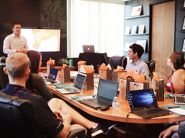 Client choosing Klavia for digital growth